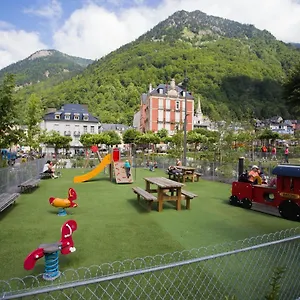 studio-les-marmottes-hypercentre-de-cauterets.midi-pyreneeshotels.com/