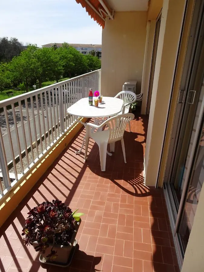 Appartement T3 150 m de la plage, climatisation, piscine et parking privatif - Le Lavandou